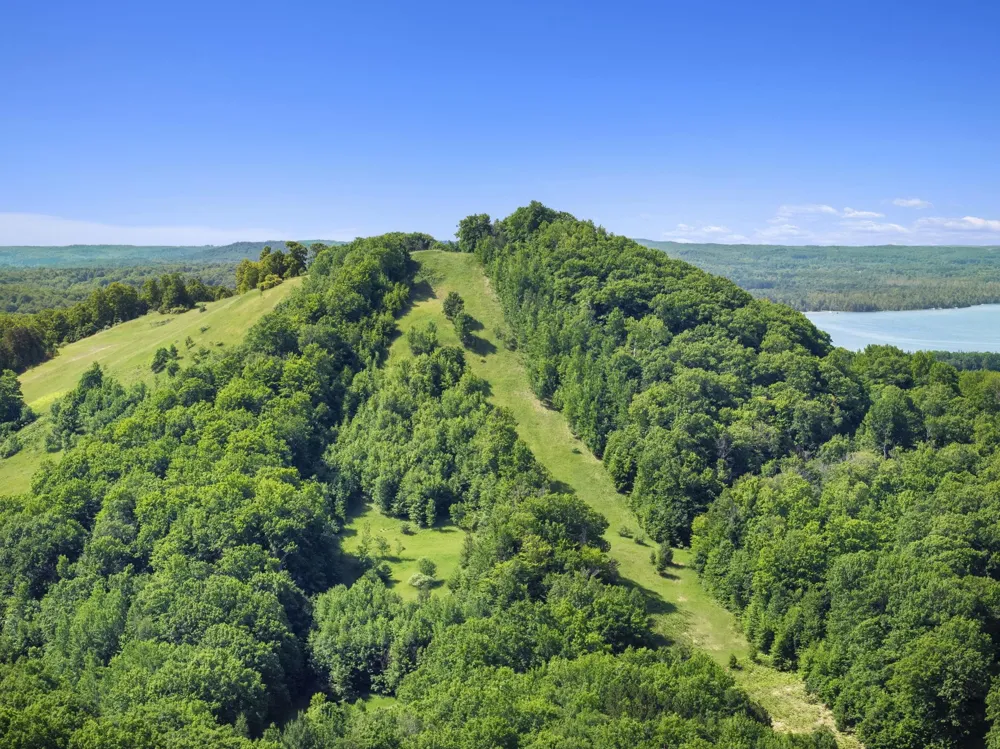 4144 S Sugar Loaf Mountain Road Cleveland Township, MI 49621