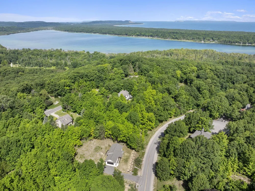 4144 S Sugar Loaf Mountain Road Cleveland Township, MI 49621