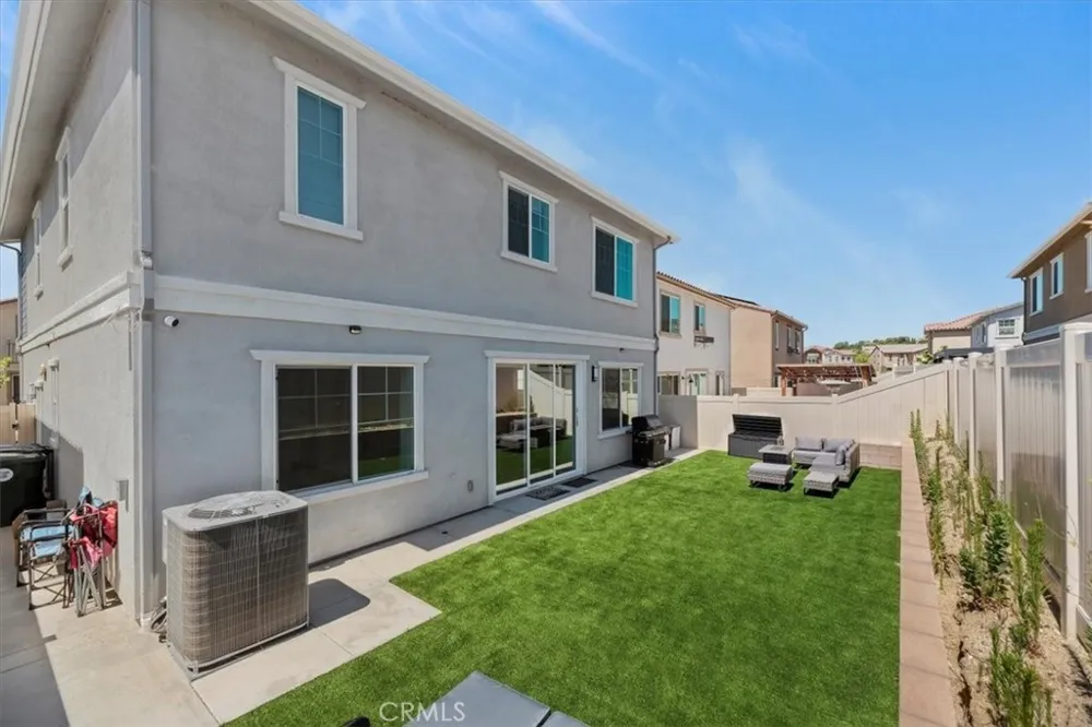 20911 Jennings Way Newhall, CA 91321