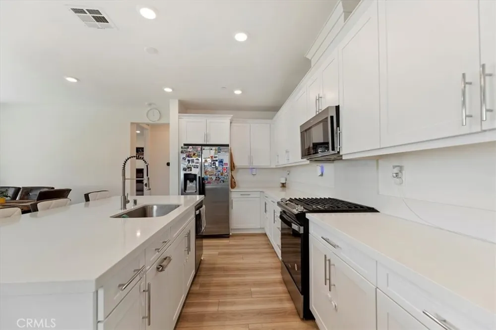 20911 Jennings Way Newhall, CA 91321