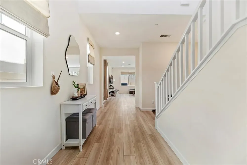 20911 Jennings Way Newhall, CA 91321