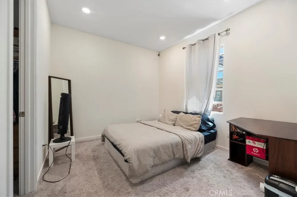 20911 Jennings Way Newhall, CA 91321