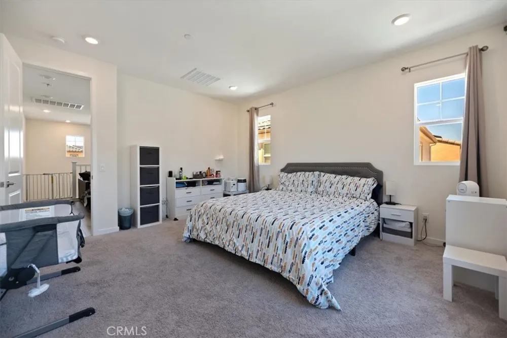 20911 Jennings Way Newhall, CA 91321