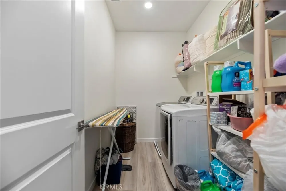 20911 Jennings Way Newhall, CA 91321
