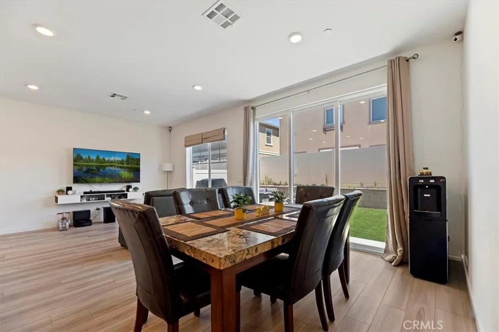 20911 Jennings Way Newhall, CA 91321