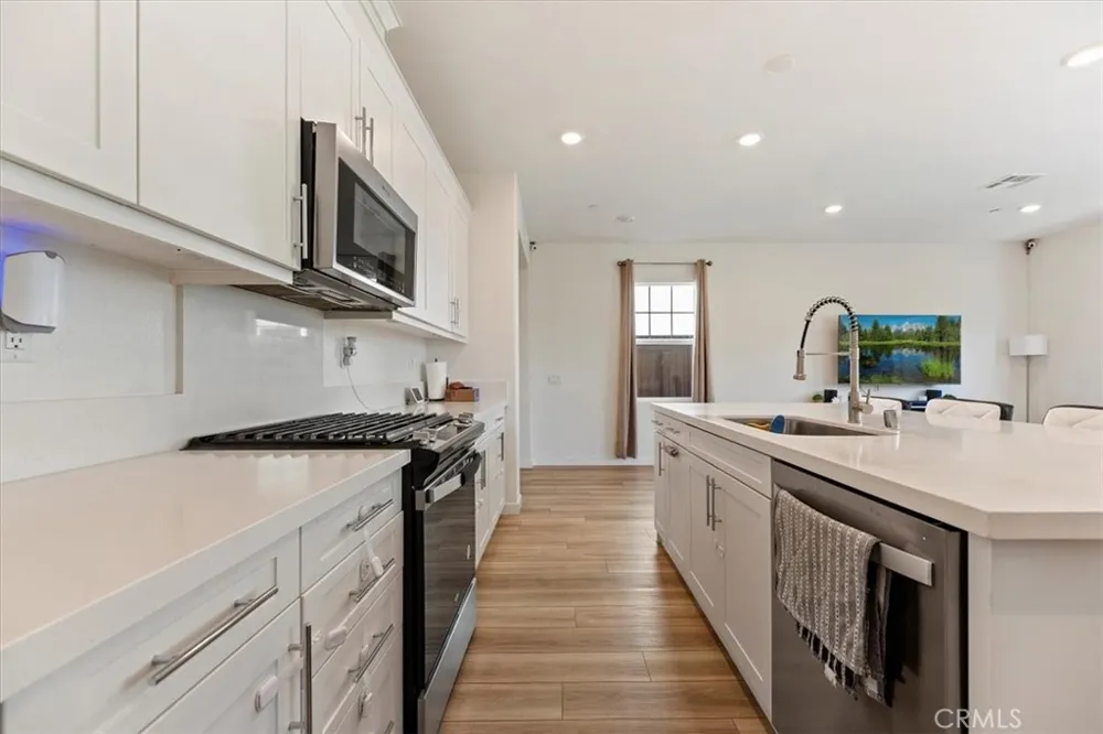 20911 Jennings Way Newhall, CA 91321