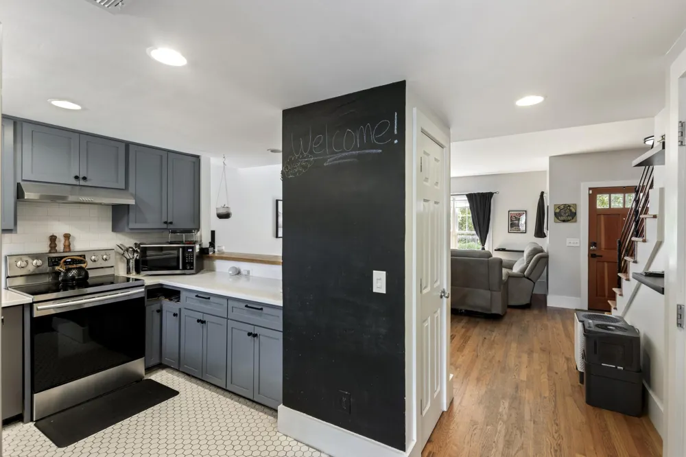 1026 9th Avenue Nashville, TN 37208