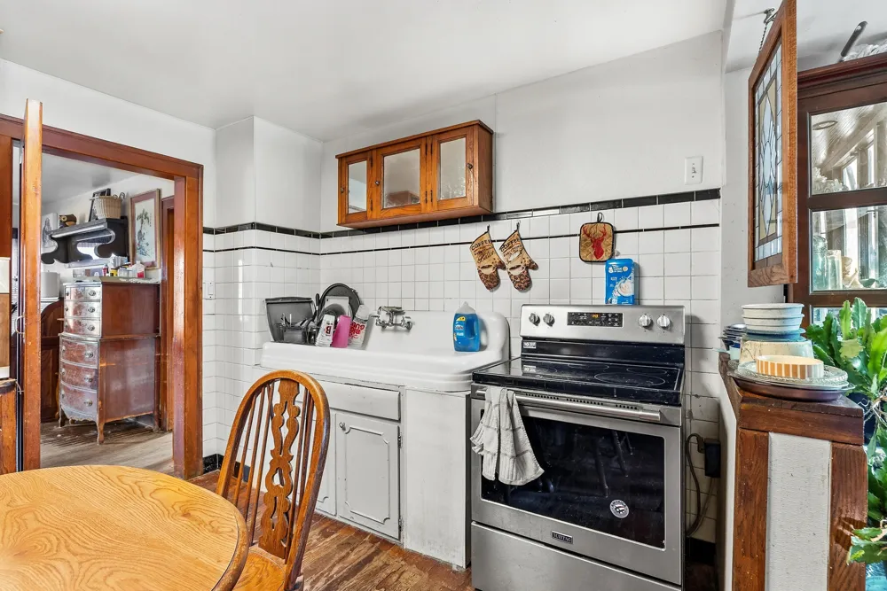 35553 M 43 Paw Paw, MI 49079