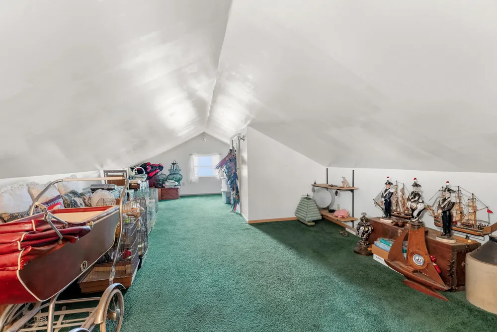 35553 M 43 Paw Paw, MI 49079