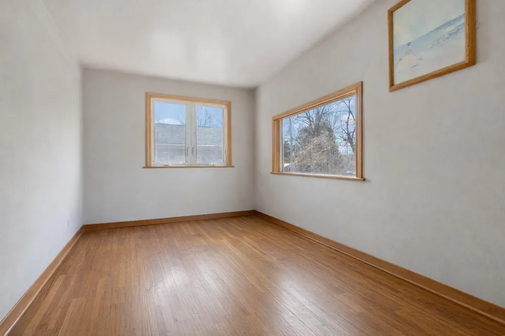 35553 M 43 Paw Paw, MI 49079