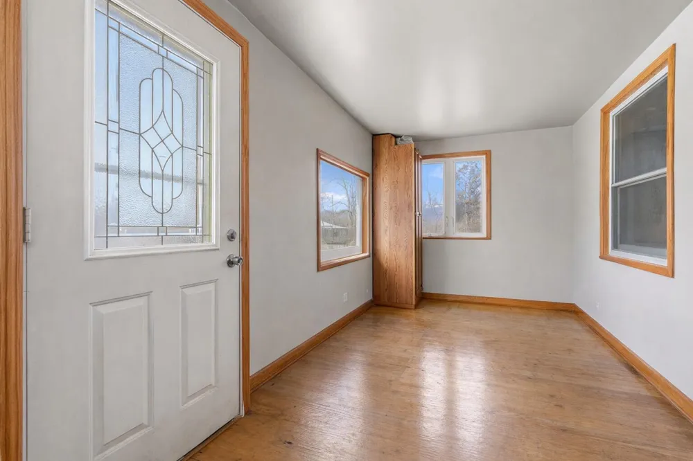 35553 M 43 Paw Paw, MI 49079