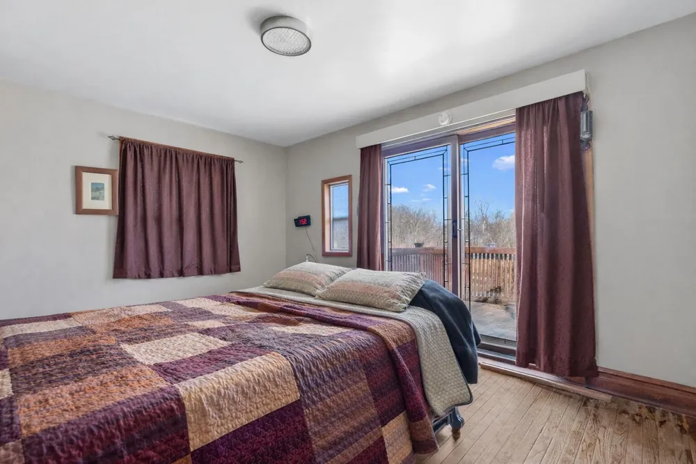 35553 M 43 Paw Paw, MI 49079