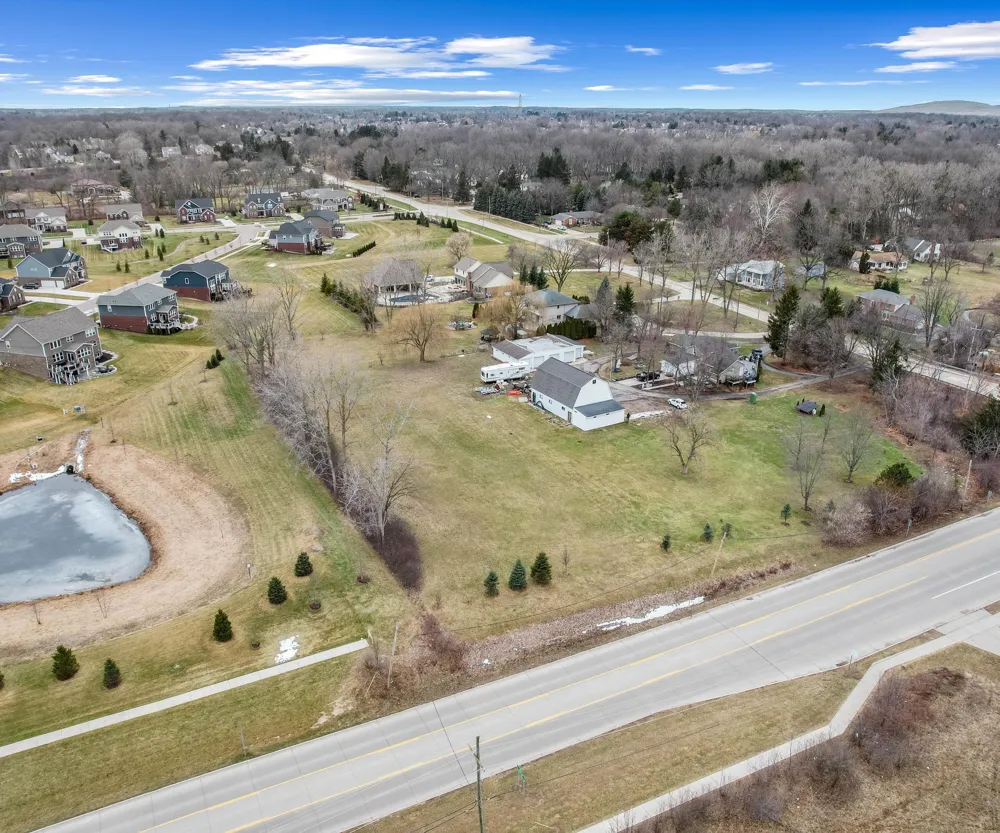 8517 Beck Road Canton, MI 48187