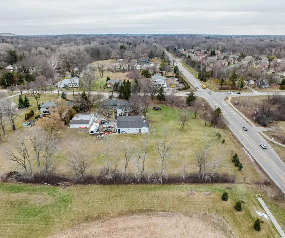8517 Beck Road Canton, MI 48187