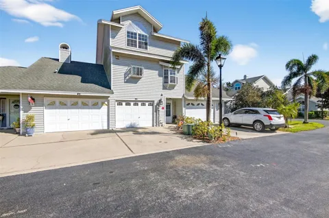 11722 CURRIE LANE #F2