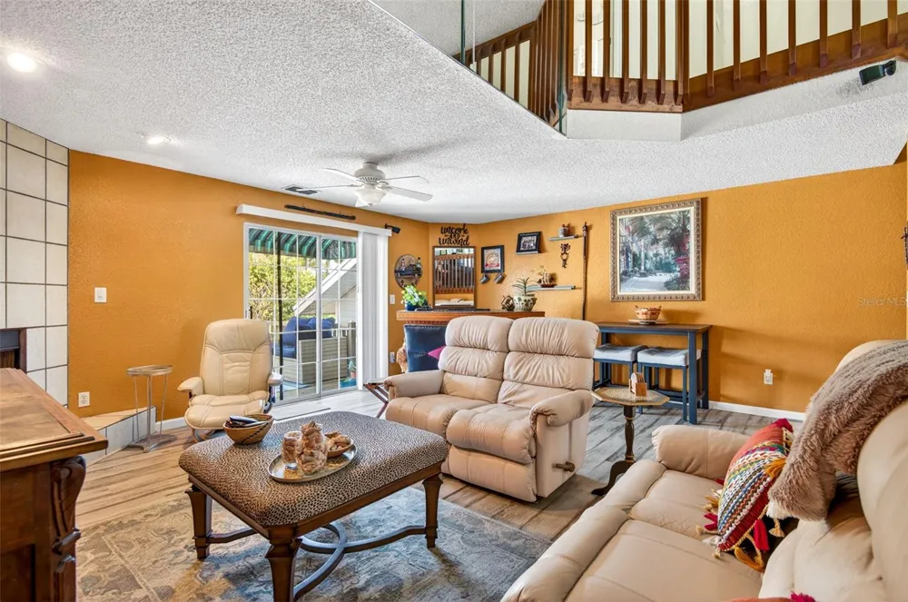 11722 CURRIE LANE #F2 Largo, FL 33774