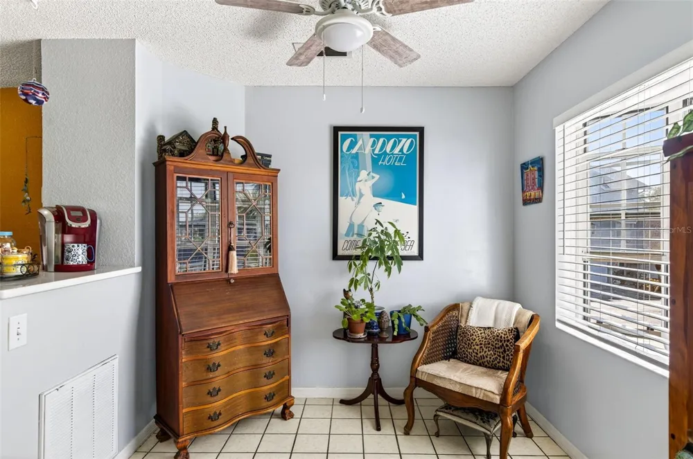 11722 CURRIE LANE #F2 Largo, FL 33774