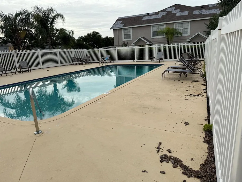 641 KENSINGTON LAKE CIRCLE Brandon, FL 33511