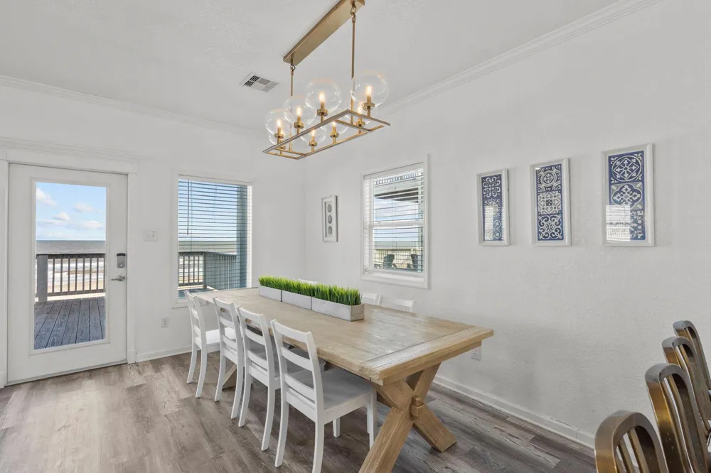 103 W Palm Street Surfside Beach, TX 77541