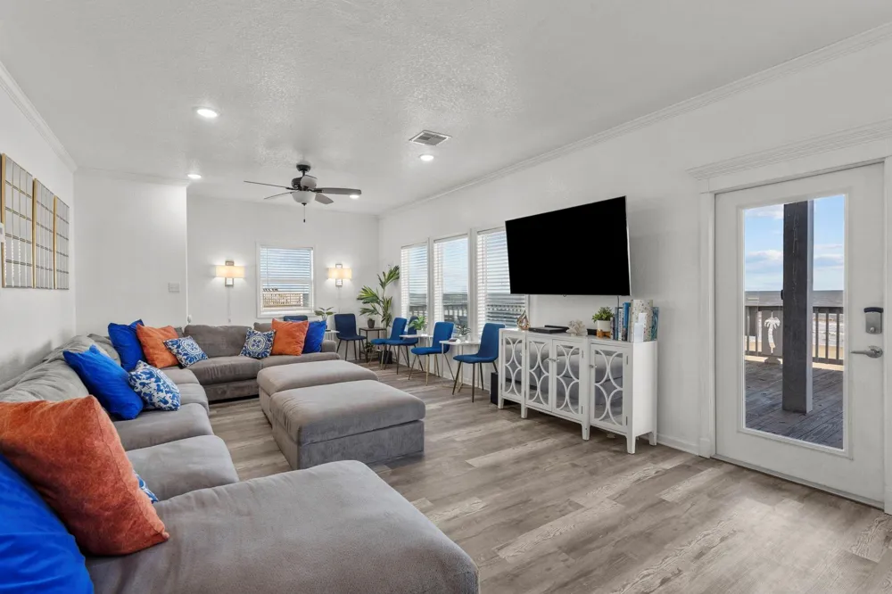 103 W Palm Street Surfside Beach, TX 77541