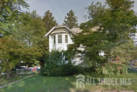 4120 Laurel Avenue