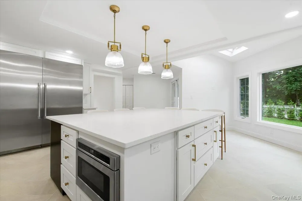 22 Peppermill Lane Dix Hills, NY 11746