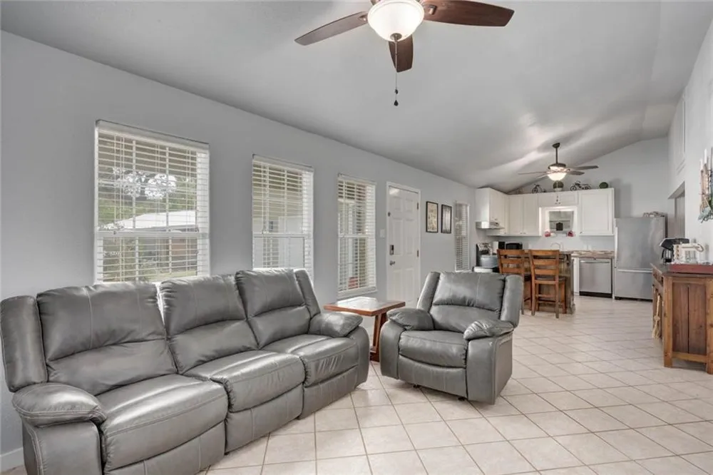1141 N. Fulton Beach Rd #12 Fulton, TX 78358
