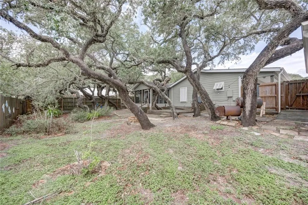1141 N. Fulton Beach Rd #12 Fulton, TX 78358