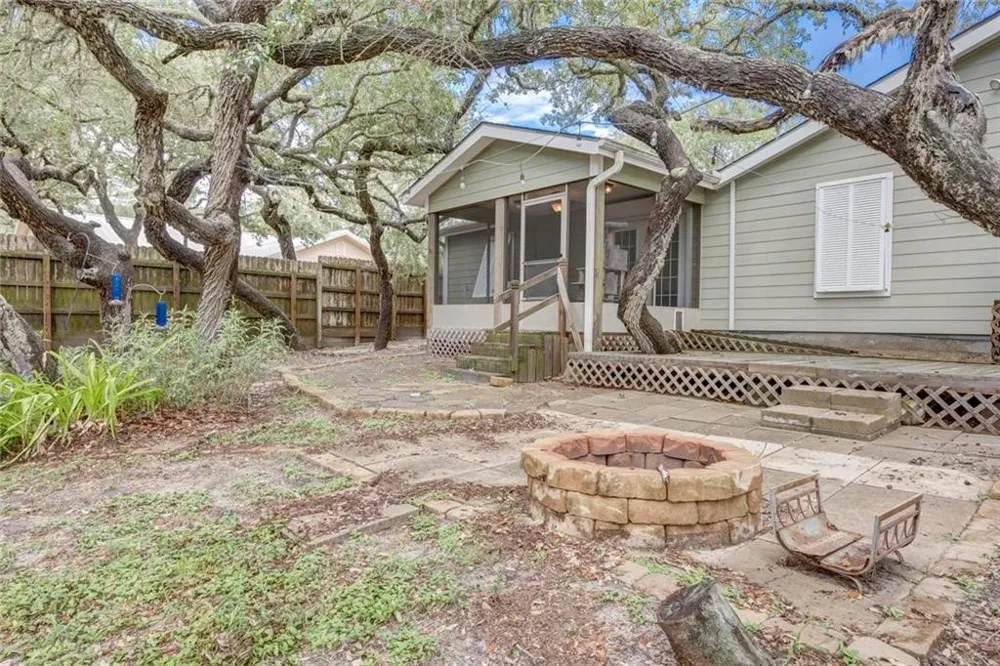 1141 N. Fulton Beach Rd #12 Fulton, TX 78358
