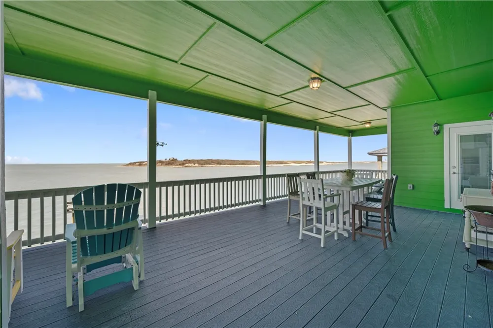 108 Bayshore Drive Ingleside on the Bay, TX 78362