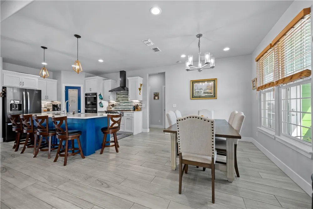 108 Bayshore Drive Ingleside on the Bay, TX 78362