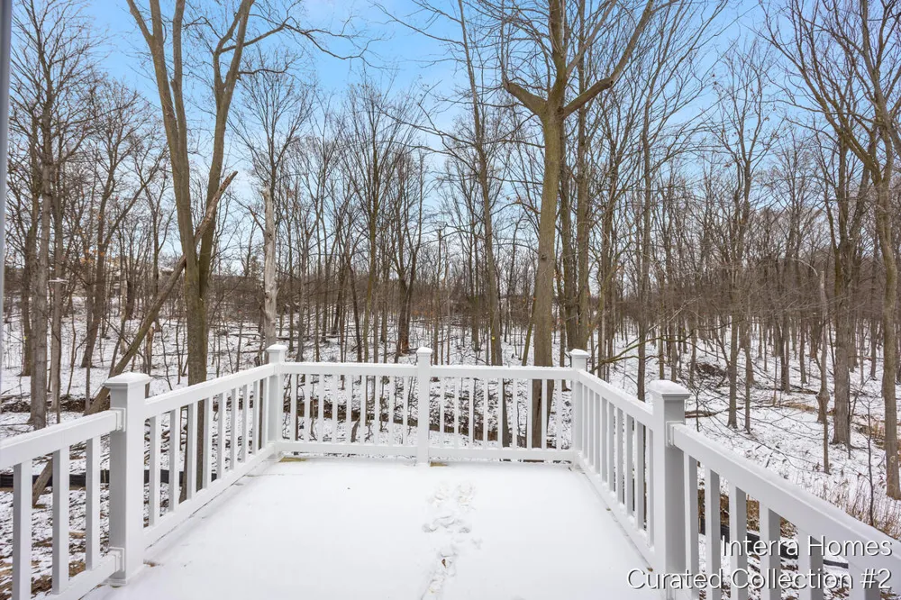 2835 W Cobblestone Court SE #15 Kentwood City, MI 49512