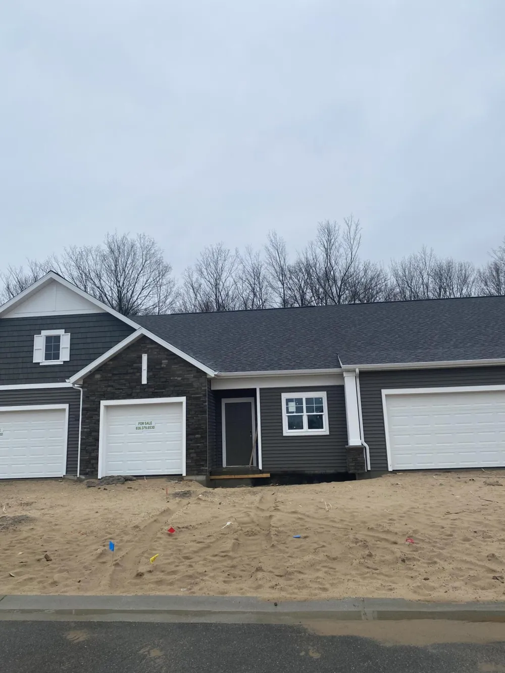 2835 W Cobblestone Court SE #15 Kentwood City, MI 49512
