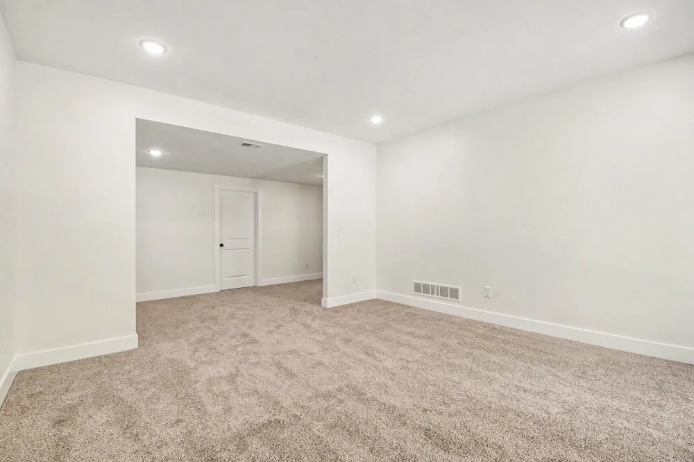 2835 W Cobblestone Court SE #15 Kentwood City, MI 49512