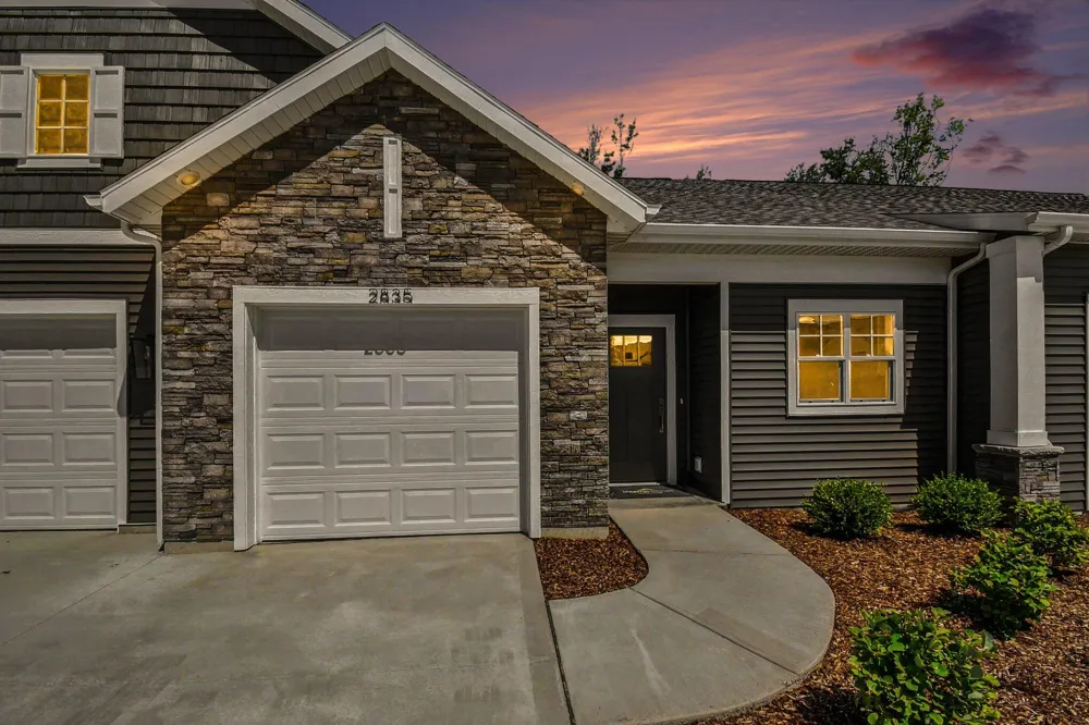 2835 W Cobblestone Court SE #15 Kentwood City, MI 49512