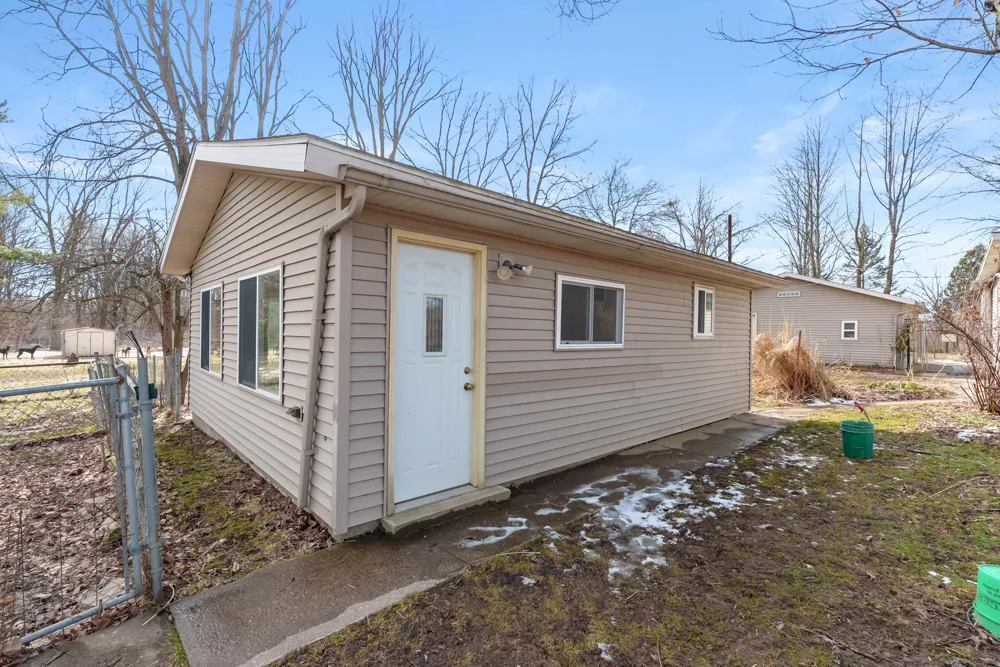 35553 M 43 Waverly Township, MI 49079