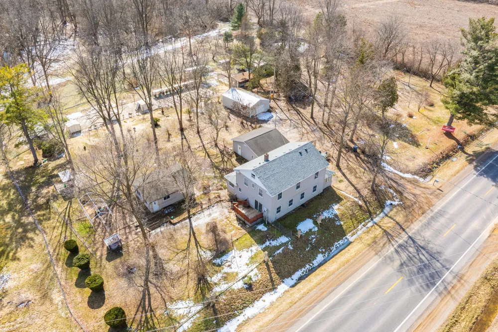 35553 M 43 Waverly Township, MI 49079