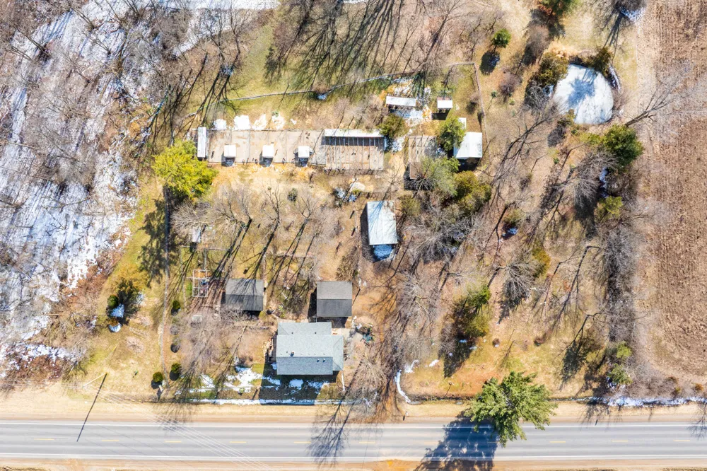 35553 M 43 Waverly Township, MI 49079