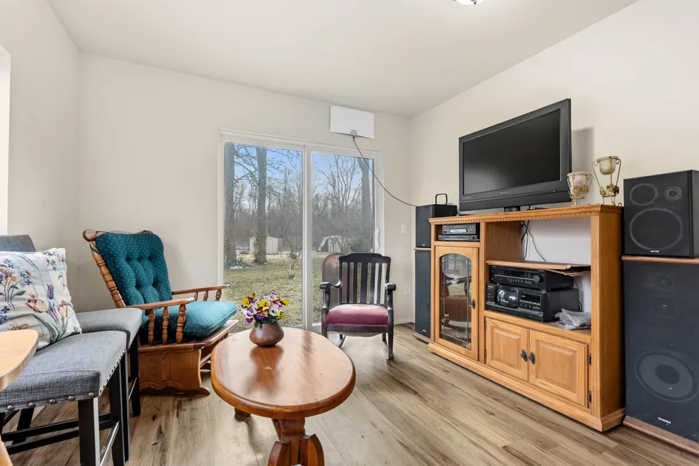 35553 M 43 Waverly Township, MI 49079