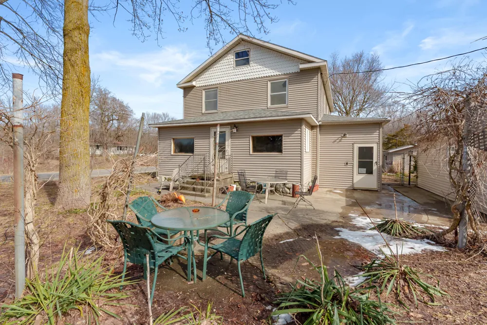 35553 M 43 Waverly Township, MI 49079