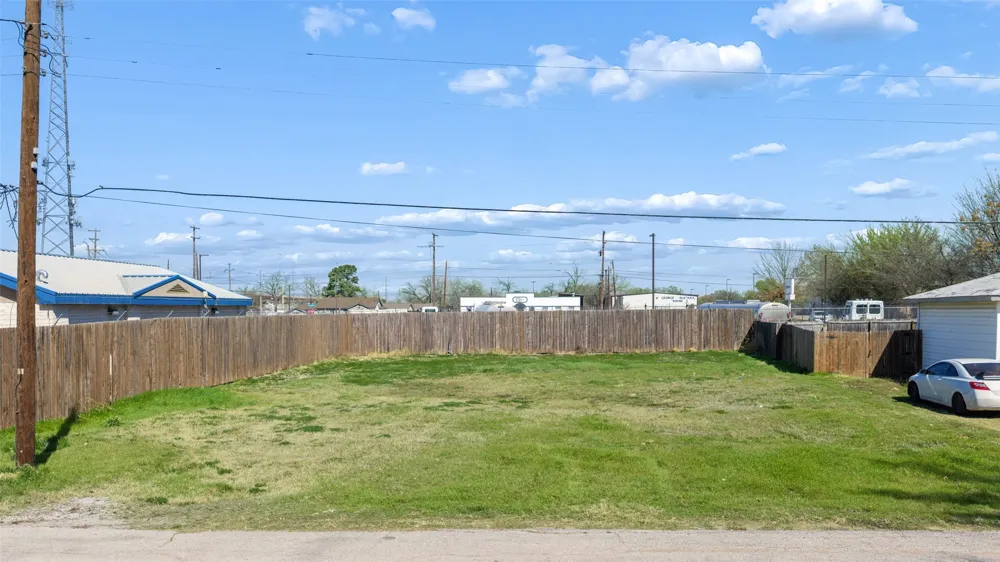 2309 Johnson Road Irving, TX 75061