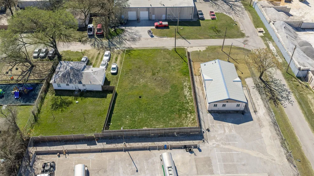 2309 Johnson Road Irving, TX 75061