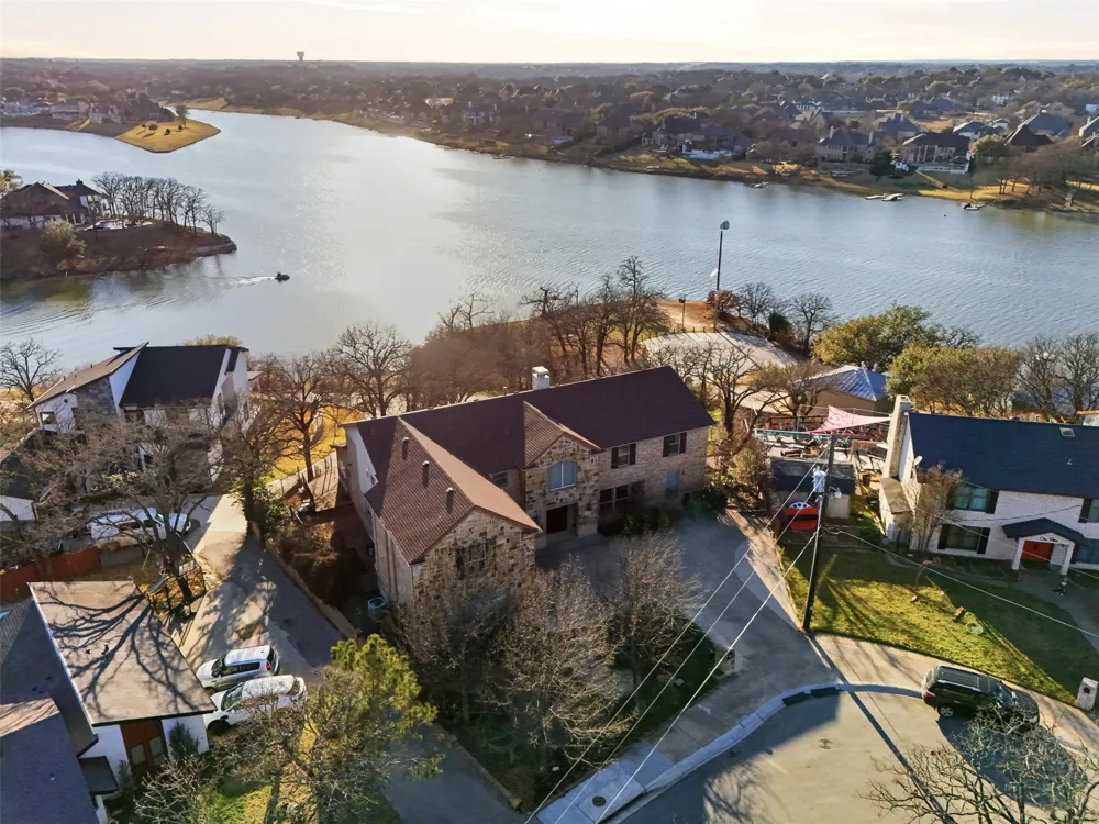 117 Scenic Drive Highland Village, TX 75077
