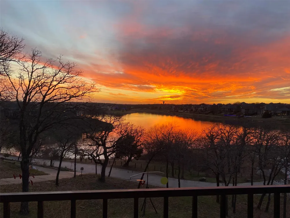 117 Scenic Drive Highland Village, TX 75077