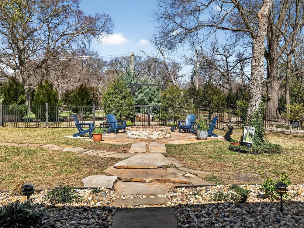 106 Pond Trail Kemp, TX 75143