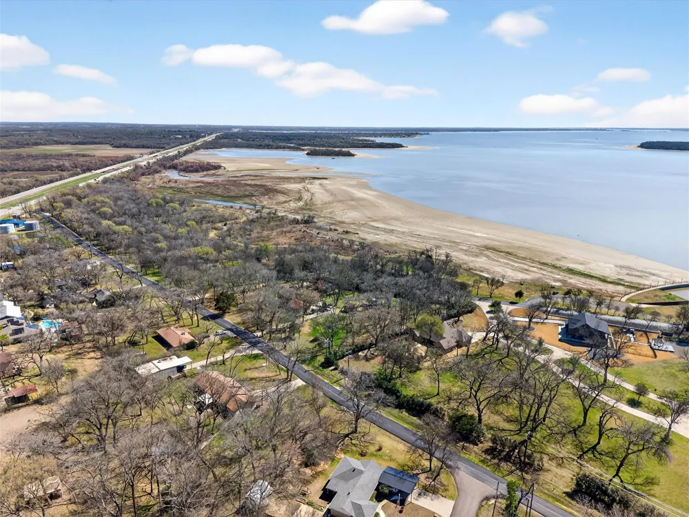 106 Pond Trail Kemp, TX 75143
