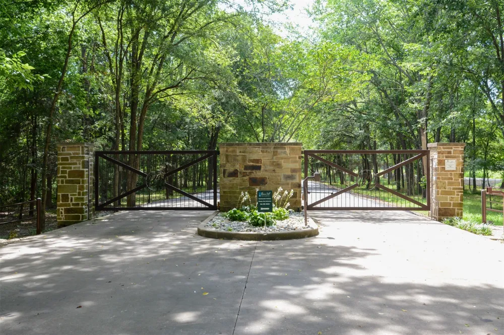 106 Pond Trail Kemp, TX 75143