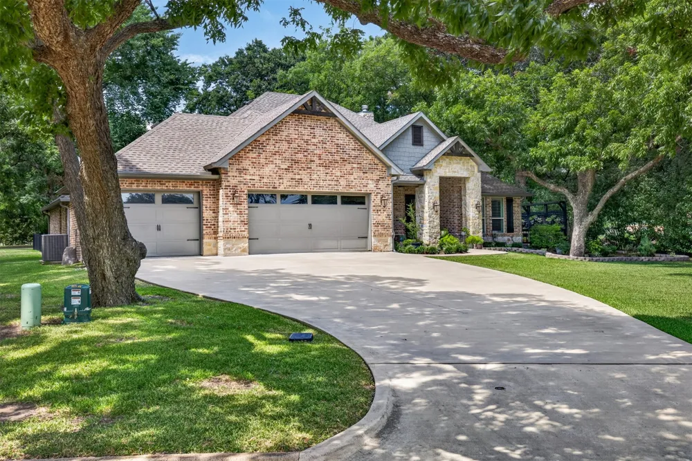 106 Pond Trail Kemp, TX 75143