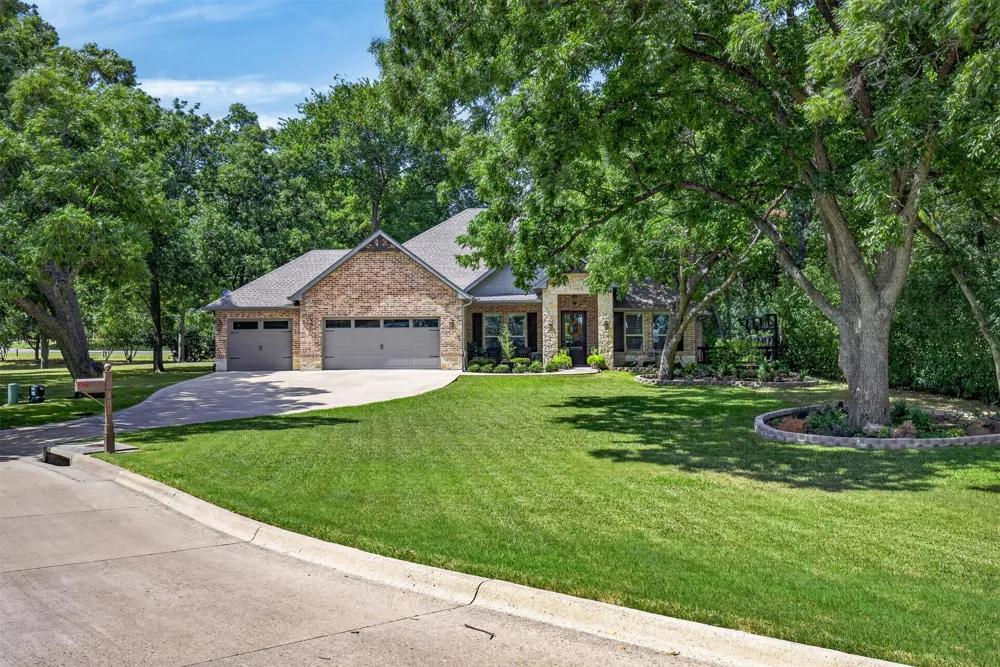 106 Pond Trail Kemp, TX 75143