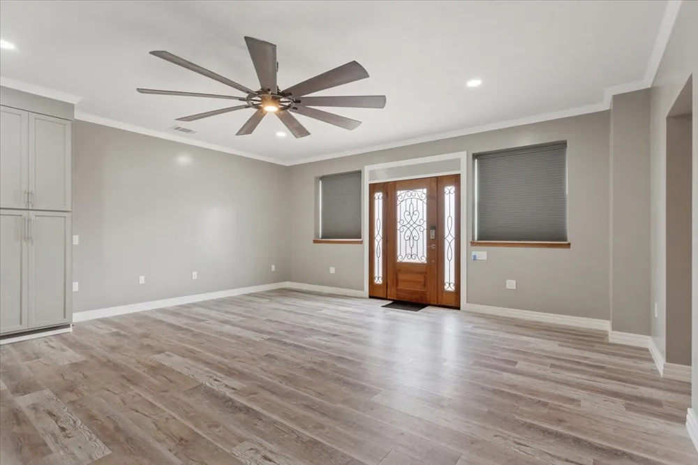 202 Avenue D Clifton, TX 76634